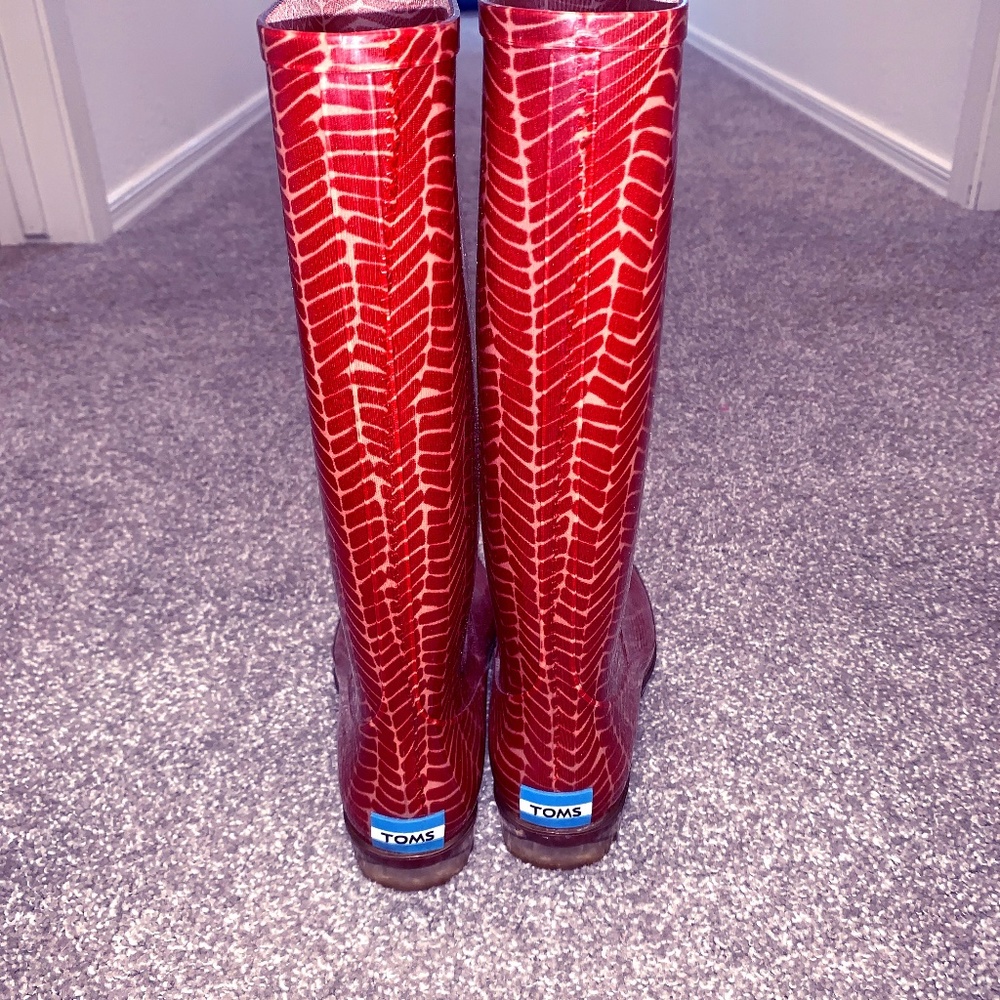 Rain boots